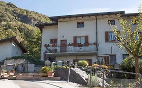 B&B Naquane 2